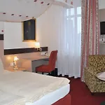 Wuppertaler Hof רמשייד